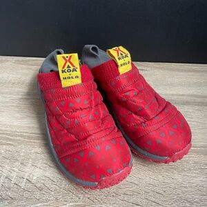 Holo x Koa Kids Red Quilted Shoes Size 4